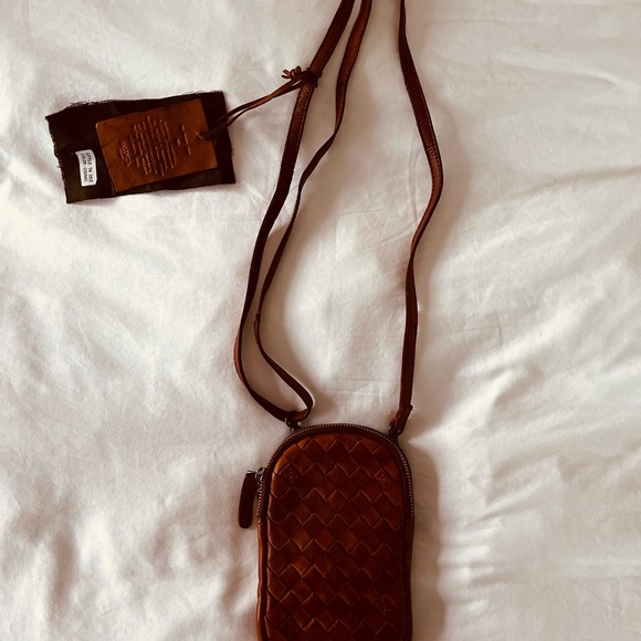 VILENCA Holland Genuine Leather Small Crossbody Shoulder Bag Cognac TK352 NWT - Picture 8 of 8
